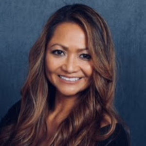 Meet your Posher, Crystal